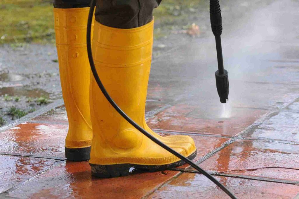 pressure cleaning services
